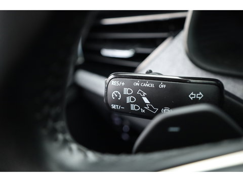 Škoda Kamiq 1.5 TSI ACT Sport 150pk | Digi. Cockpit | Camera | Stoelverw. | PDC | Apple CarPlay | All Seasons | 17'' | Cruise |