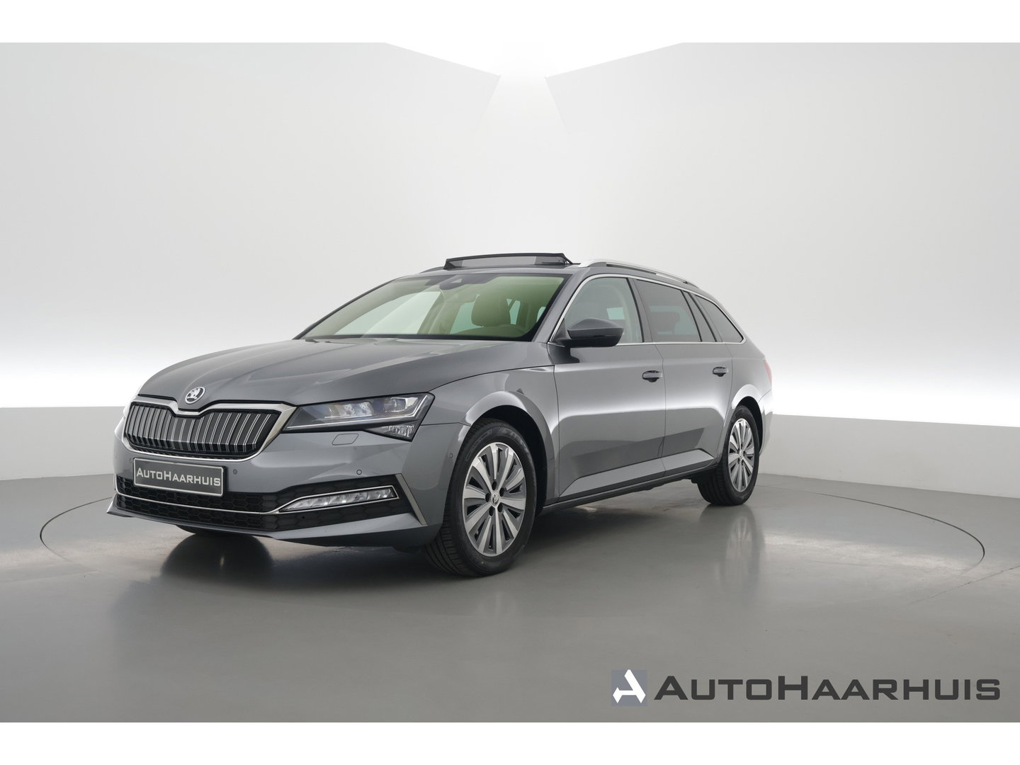 Škoda Superb Combi 1.4 TSI iV PHEV Style | Pano | Memory Seats | Digi. Cockpit | Stoel- Stuurverw. | Adapt. Cruise | Camera | Keyless |