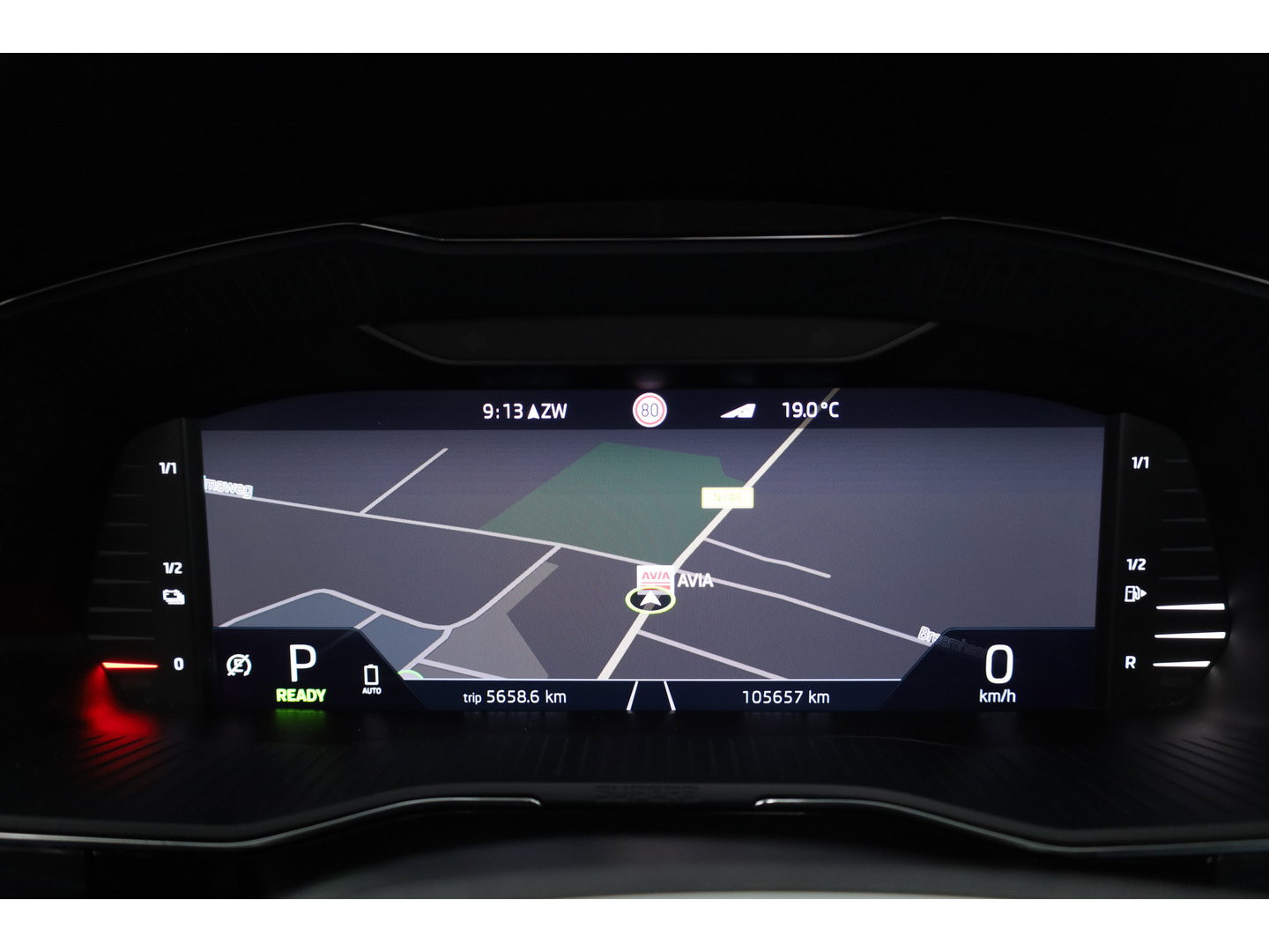 Škoda Superb Combi 1.4 TSI iV PHEV Style | Pano | Memory Seats | Digi. Cockpit | Stoel- Stuurverw. | Adapt. Cruise | Camera | Keyless |