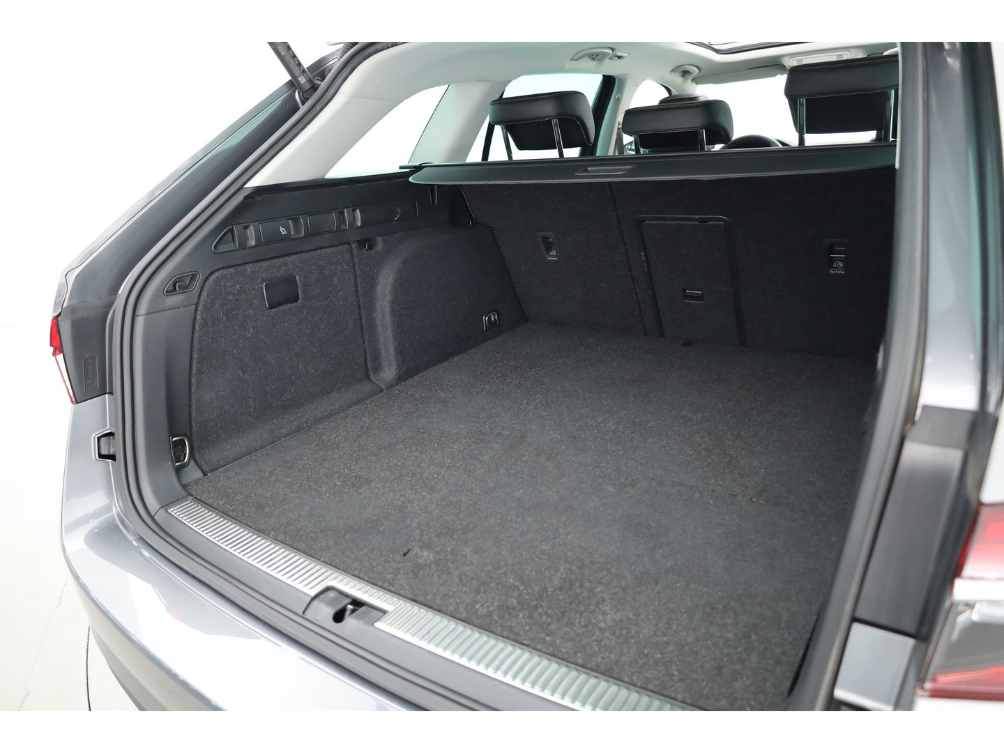 Škoda Superb Combi 1.4 TSI iV PHEV Style | Pano | Memory Seats | Digi. Cockpit | Stoel- Stuurverw. | Adapt. Cruise | Camera | Keyless |