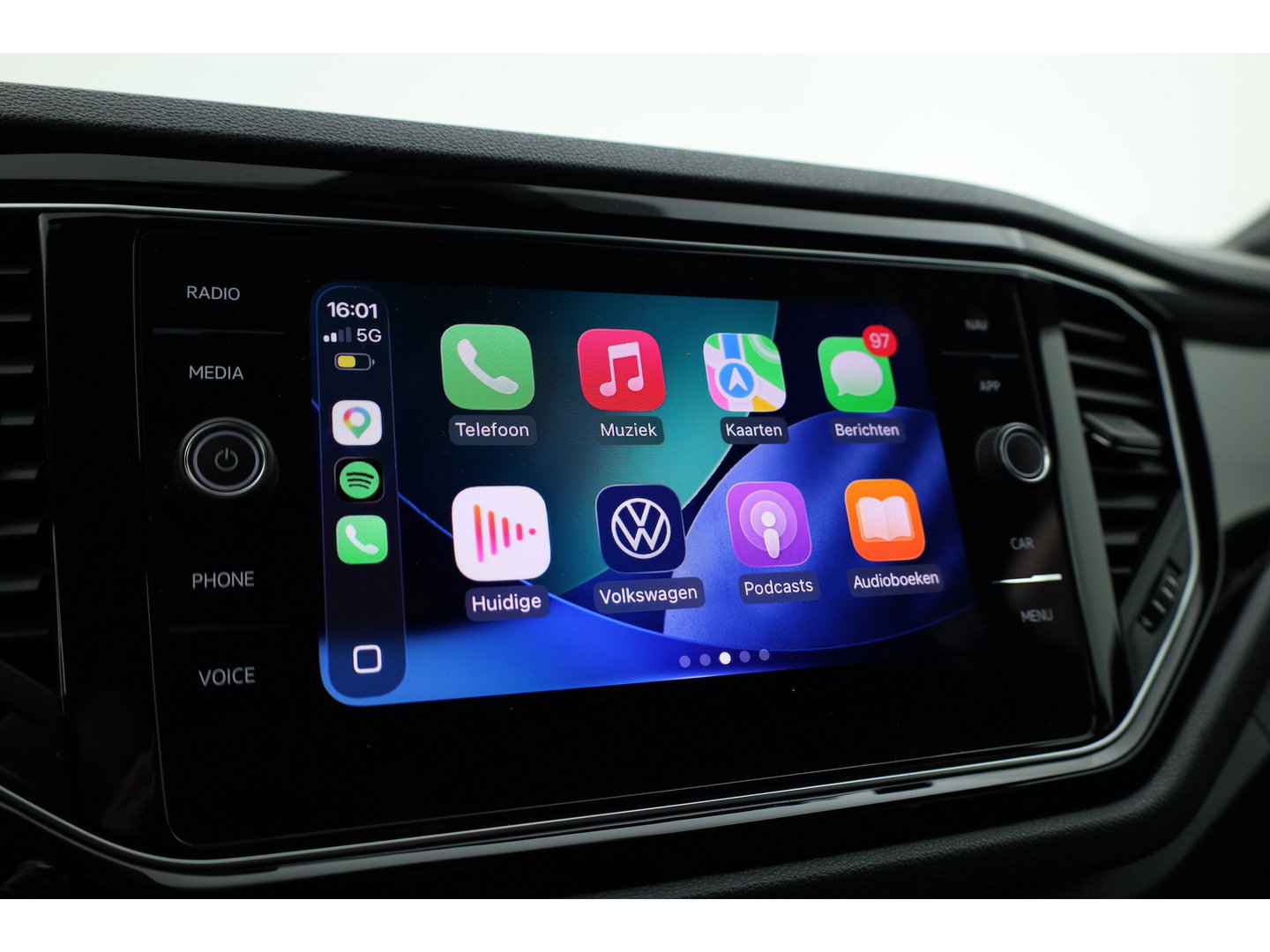 Volkswagen T-Roc 1.5 TSI Sport DSG | Digi. Cockpit |  Apple CarPlay | Adapt. Cruise | Beats Audio | Dodehoekdet.| PDC V+A