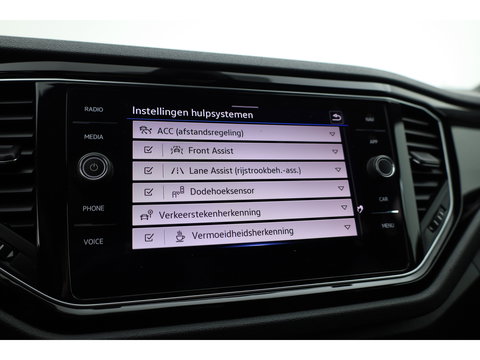 Volkswagen T-Roc 1.5 TSI Sport DSG | Digi. Cockpit |  Apple CarPlay | Adapt. Cruise | Beats Audio | Dodehoekdet.| PDC V+A