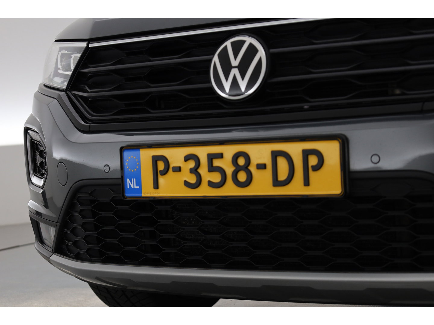 Volkswagen T-Roc 1.5 TSI Sport DSG | Digi. Cockpit |  Apple CarPlay | Adapt. Cruise | Beats Audio | Dodehoekdet.| PDC V+A