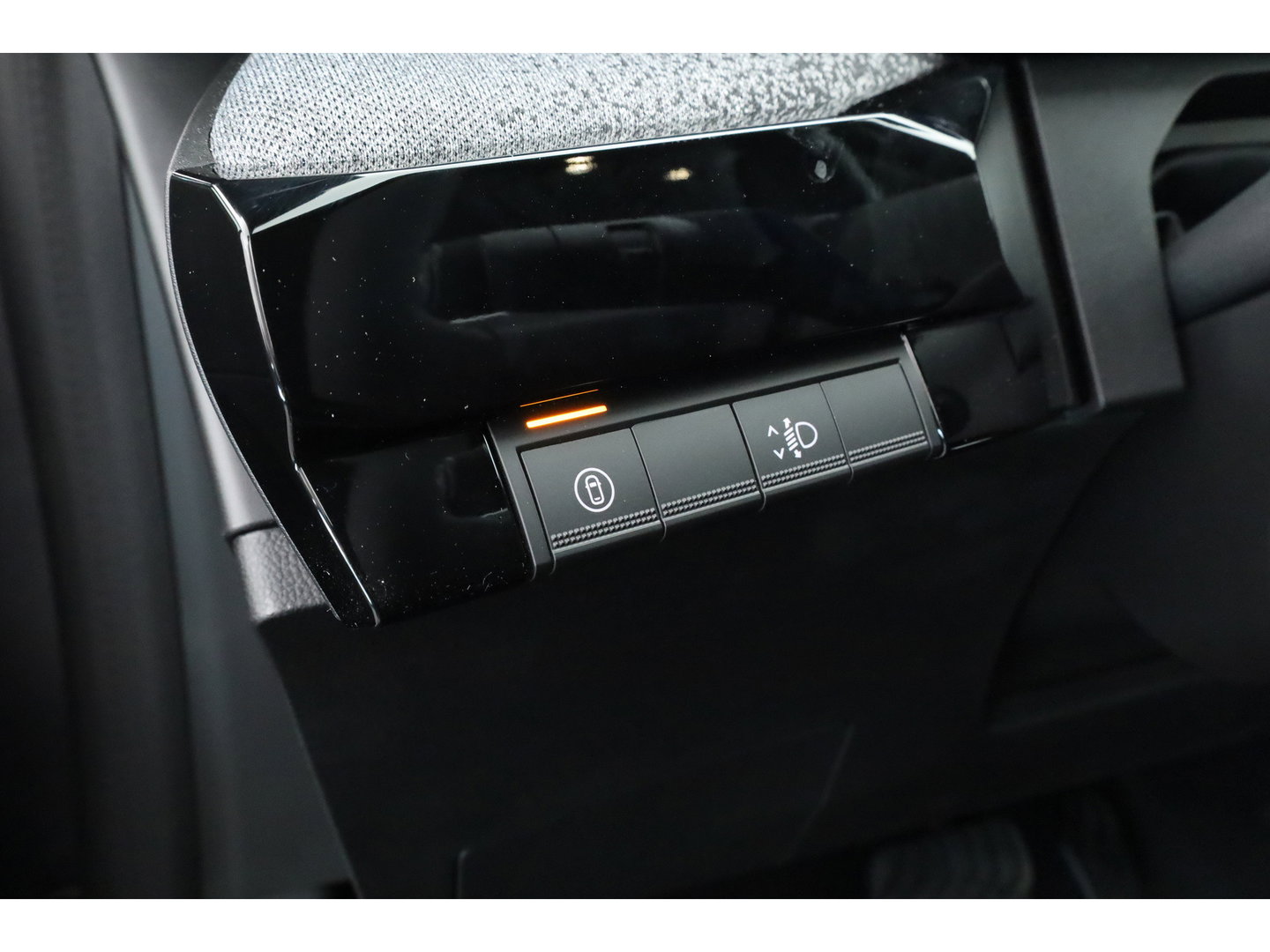 Renault Clio 1.8 Hybrid 160 techno | Google info. | 360cam | Stoelverw. | 18'' | Adapt. Cruise | Dodehoekdet. | Apple CarPlay