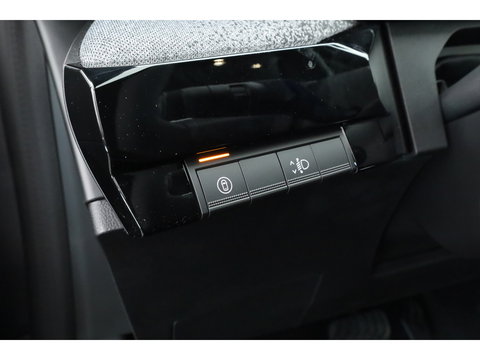 Renault Clio 1.8 Hybrid 160 techno | Google info. | 360cam | Stoelverw. | 18'' | Adapt. Cruise | Dodehoekdet. | Apple CarPlay