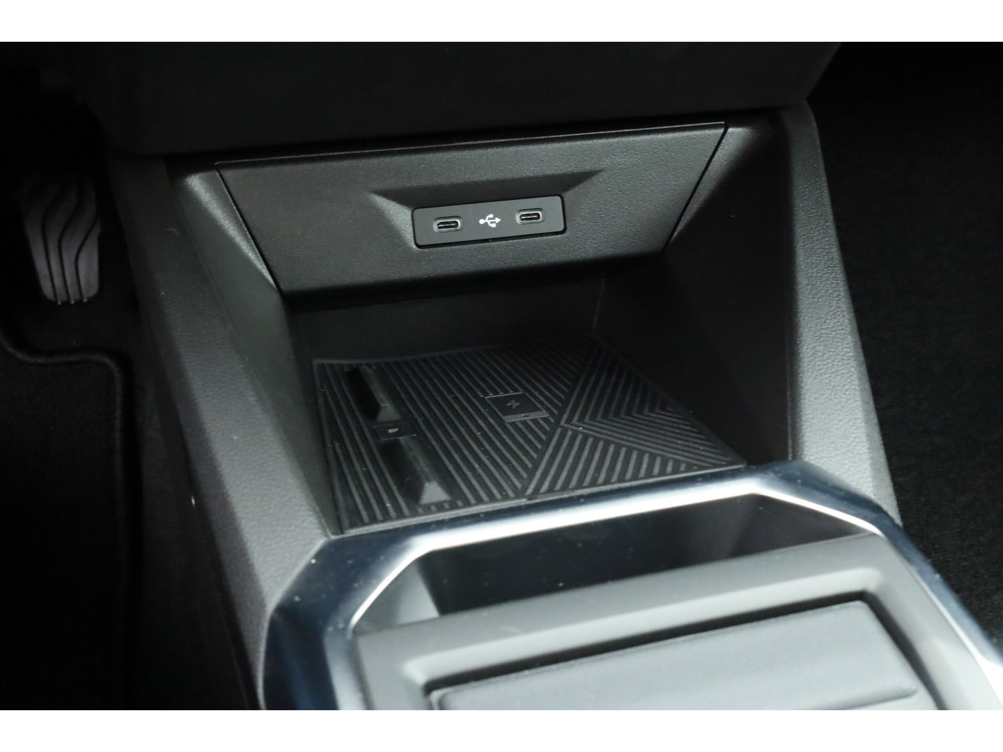 Renault Clio 1.8 Hybrid 160 techno | Google info. | 360cam | Stoelverw. | 18'' | Adapt. Cruise | Dodehoekdet. | Apple CarPlay