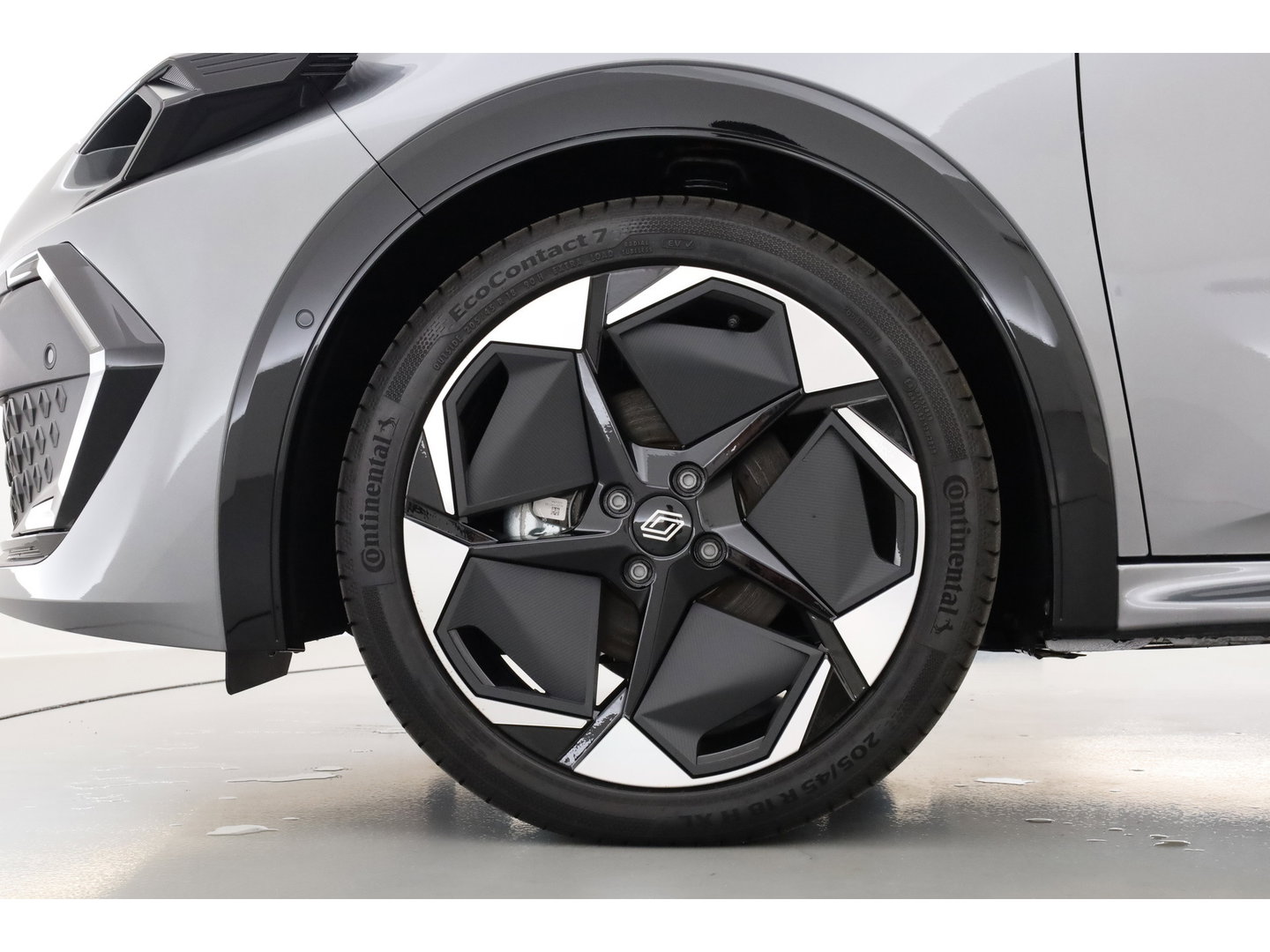 Renault Clio 1.8 Hybrid 160 techno | Google info. | 360cam | Stoelverw. | 18'' | Adapt. Cruise | Dodehoekdet. | Apple CarPlay