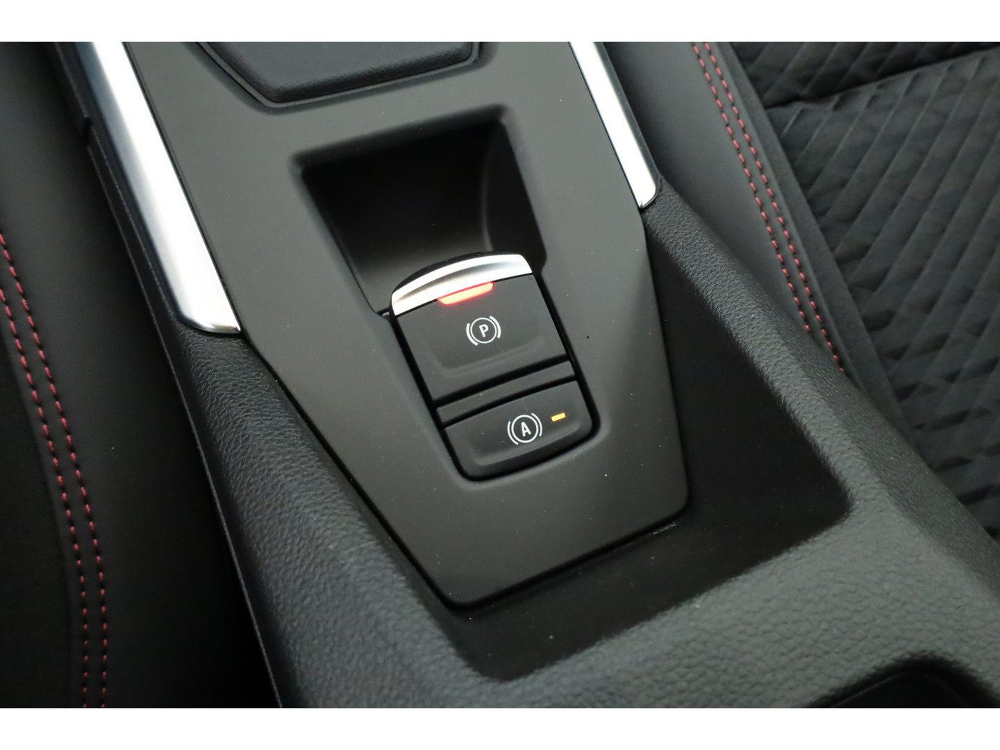 Renault Clio 1.8 Hybrid 160 techno | Google info. | 360cam | Stoelverw. | 18'' | Adapt. Cruise | Dodehoekdet. | Apple CarPlay