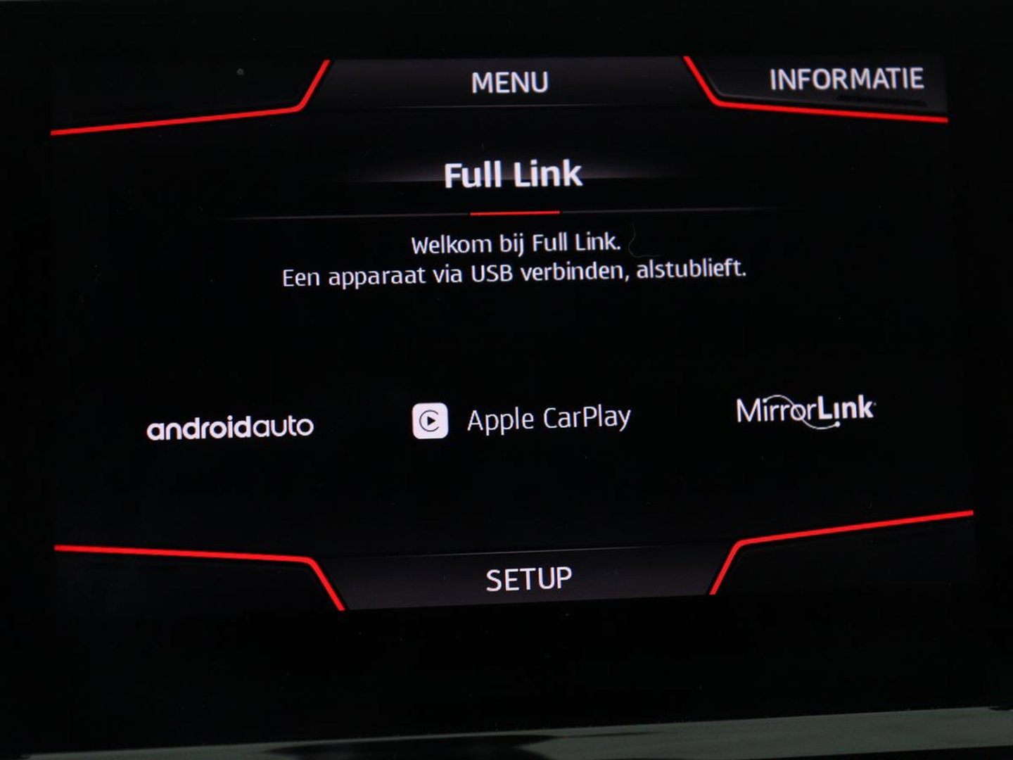 SEAT Tarraco 2.0 TSI 4Drive Xcellence 7 Persoons | Trekhaak | Panoramadak | Carplay | Alcantara | Adaptive cruise | BLIS | Stoelverwarming | Camera | Beats Pack