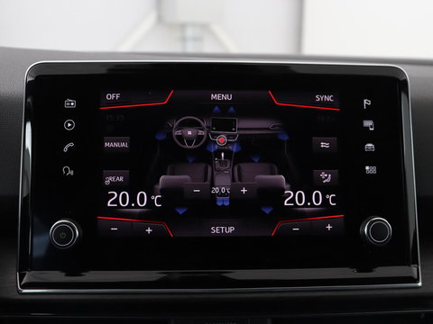 SEAT Tarraco 2.0 TSI 4Drive Xcellence 7 Persoons | Trekhaak | Panoramadak | Carplay | Alcantara | Adaptive cruise | BLIS | Stoelverwarming | Camera | Beats Pack