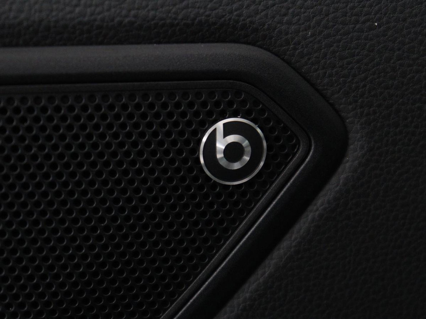 SEAT Tarraco 2.0 TSI 4Drive Xcellence 7 Persoons | Trekhaak | Panoramadak | Carplay | Alcantara | Adaptive cruise | BLIS | Stoelverwarming | Camera | Beats Pack