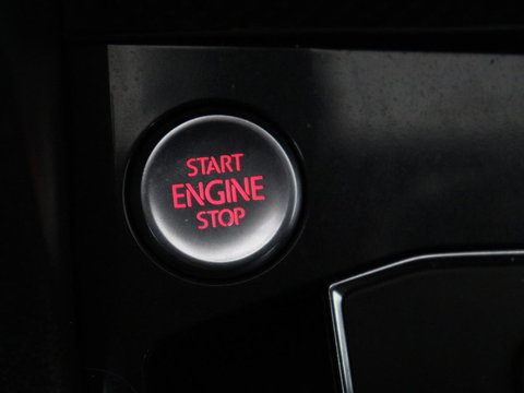 SEAT Tarraco 2.0 TSI 4Drive Xcellence 7 Persoons | Trekhaak | Panoramadak | Carplay | Alcantara | Adaptive cruise | BLIS | Stoelverwarming | Camera | Beats Pack