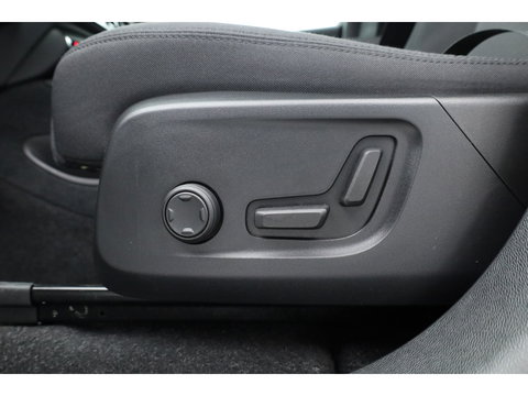 Volvo XC40 Single Motor Plus 69 kWh | Pano | Harman Kardon | 360cam | Apple CarPlay | Adapt. Cruise | Stoel- Stuurverw.