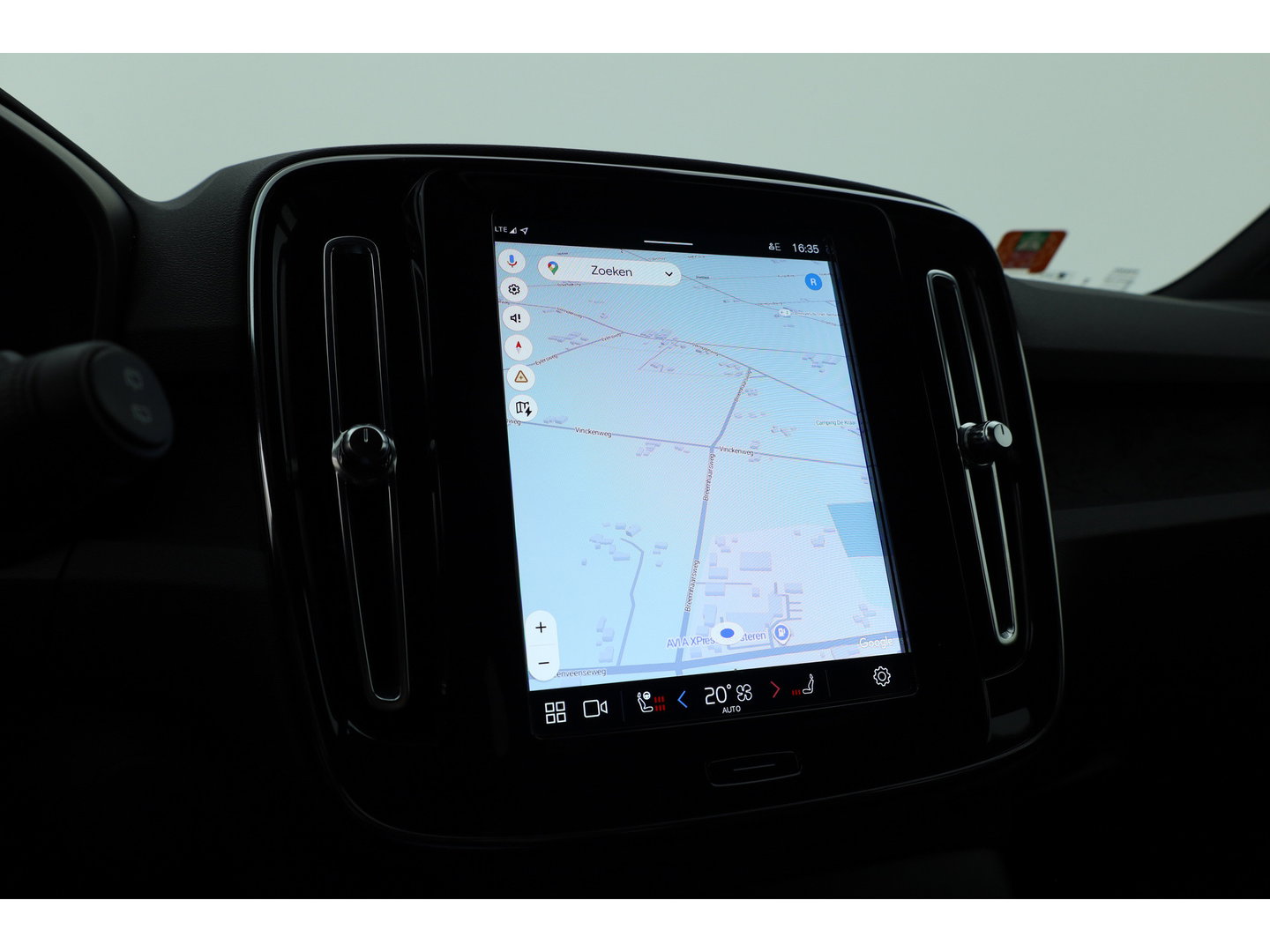 Volvo XC40 Single Motor Plus 69 kWh | Pano | Harman Kardon | 360cam | Apple CarPlay | Adapt. Cruise | Stoel- Stuurverw.