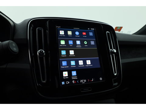 Volvo XC40 Single Motor Plus 69 kWh | Pano | Harman Kardon | 360cam | Apple CarPlay | Adapt. Cruise | Stoel- Stuurverw.