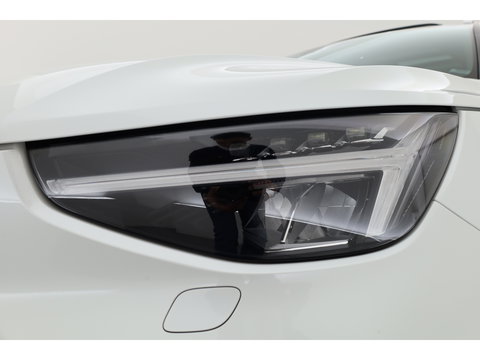 Volvo XC40 Single Motor Plus 69 kWh | Pano | Harman Kardon | 360cam | Apple CarPlay | Adapt. Cruise | Stoel- Stuurverw.