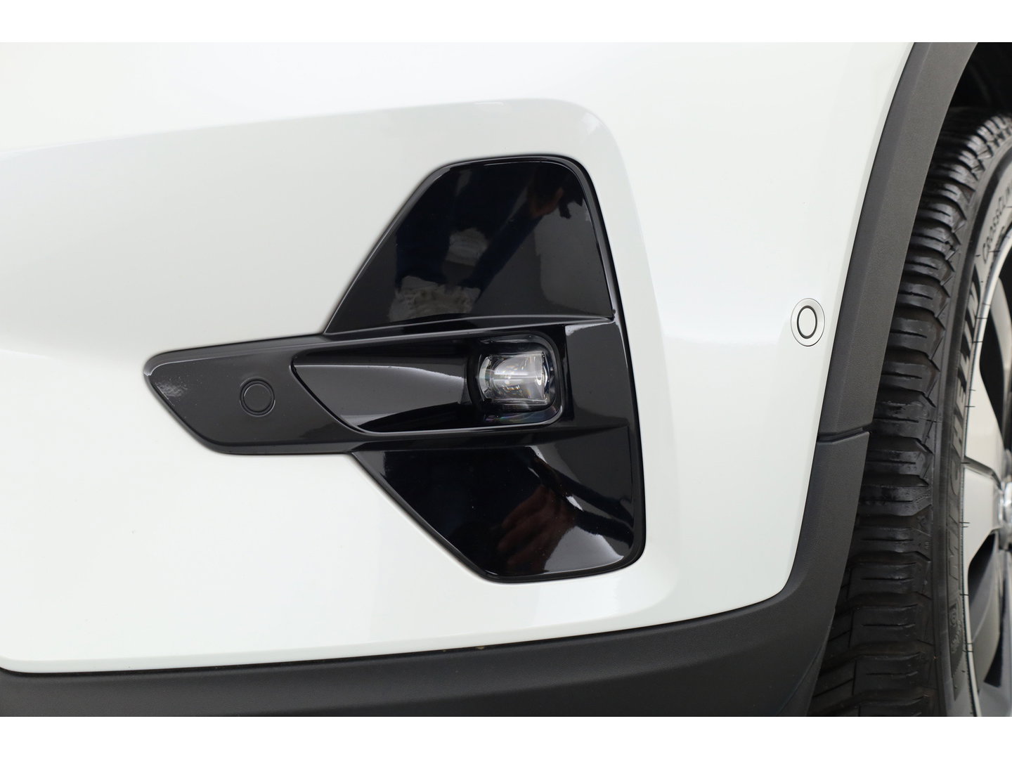 Volvo XC40 Single Motor Plus 69 kWh | Pano | Harman Kardon | 360cam | Apple CarPlay | Adapt. Cruise | Stoel- Stuurverw.