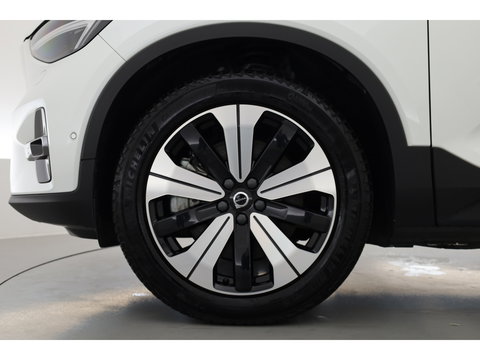 Volvo XC40 Single Motor Plus 69 kWh | Pano | Harman Kardon | 360cam | Apple CarPlay | Adapt. Cruise | Stoel- Stuurverw.