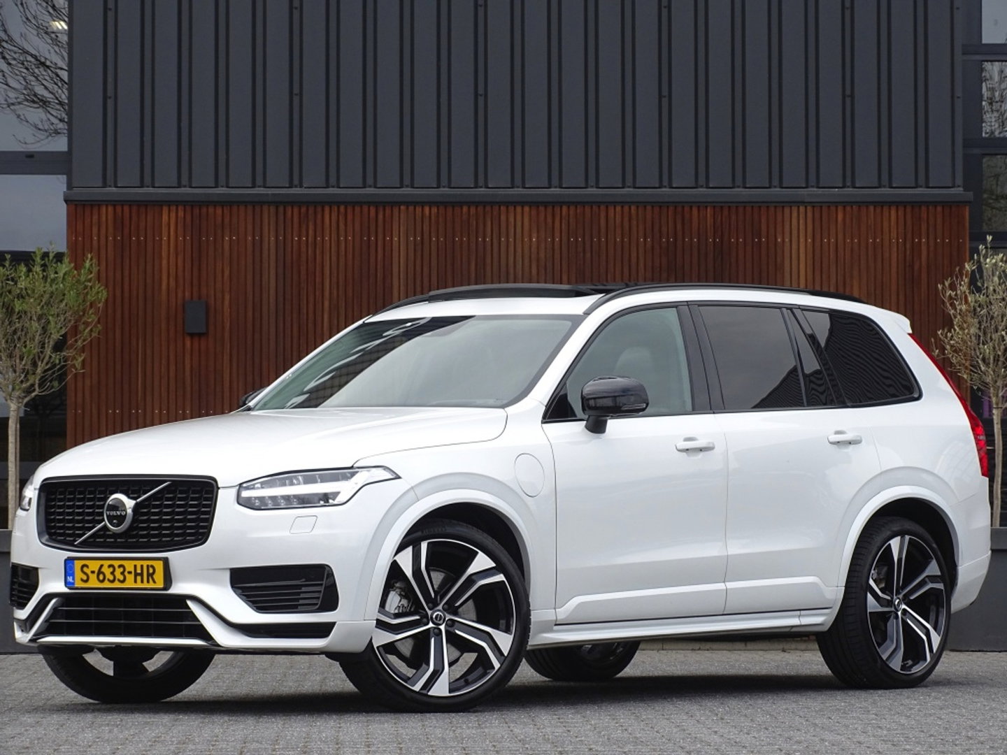 Volvo XC90 T8 394PK AWD / 2020 / R-Design / 22'' / 360° / 7 pers