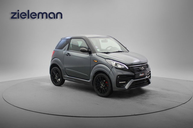 Ligier JS50 - dCi Elegance - 2022 - 6.903 Km - Camera, Leer, Stuurbekrachtiging