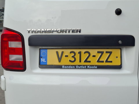 Volkswagen Transporter 2.0 TDI L1H1 Trendline AIRCO / CRUISE CONTROLE / TREKHAAK / EURO 6