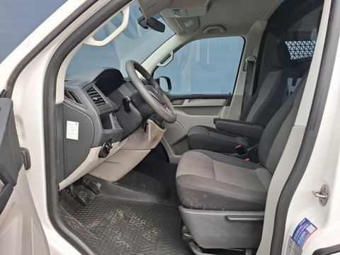 Volkswagen Transporter 2.0 TDI L1H1 Trendline AIRCO / CRUISE CONTROLE / TREKHAAK / EURO 6
