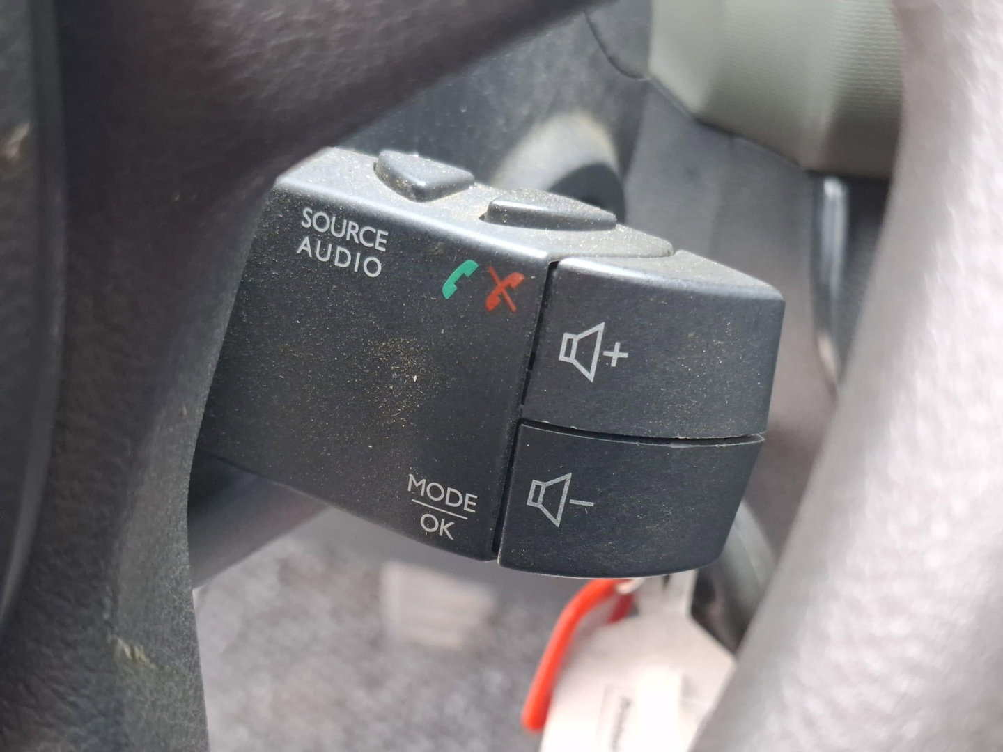 Renault Trafic 1.6 dCi T29 L2H1 Comfort Energy AIRCO / CRUISE CONTROLE / NAVI / TREKHAAK / EURO 6 / CAMERA