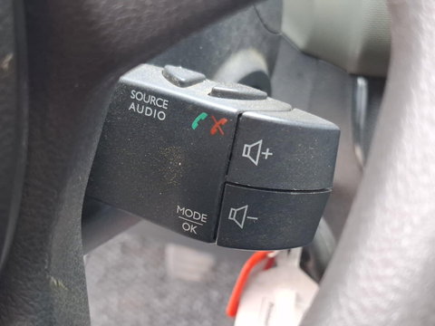 Renault Trafic 1.6 dCi T29 L2H1 Comfort Energy AIRCO / CRUISE CONTROLE / NAVI / TREKHAAK / EURO 6 / CAMERA