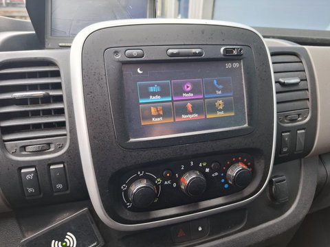 Renault Trafic 1.6 dCi T29 L2H1 Comfort Energy AIRCO / CRUISE CONTROLE / NAVI / TREKHAAK / EURO 6 / CAMERA