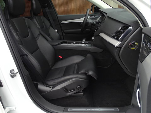 Volvo XC90 T8 394PK AWD / 2020 / R-Design / 22'' / 360° / 7 pers