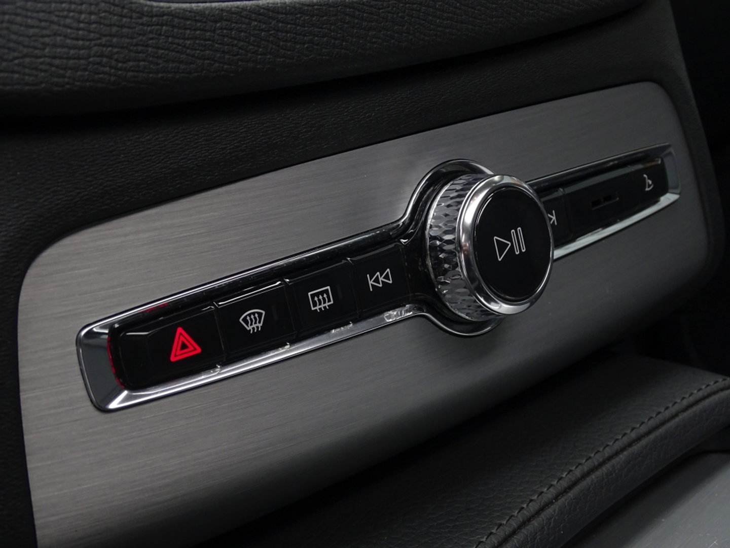 Volvo XC90 T8 394PK AWD / 2020 / R-Design / 22'' / 360° / 7 pers