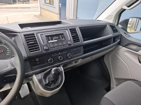 Volkswagen Transporter 2.0 TDI L1H1 Trendline AIRCO / CRUISE CONTROLE / TREKHAAK / EURO 6