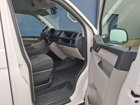 Volkswagen Transporter 2.0 TDI L1H1 Trendline AIRCO / CRUISE CONTROLE / TREKHAAK / EURO 6