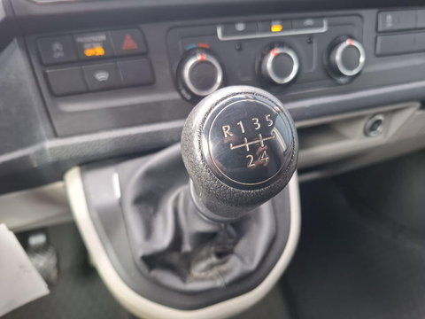 Volkswagen Transporter 2.0 TDI L1H1 Trendline AIRCO / CRUISE CONTROLE / TREKHAAK / EURO 6