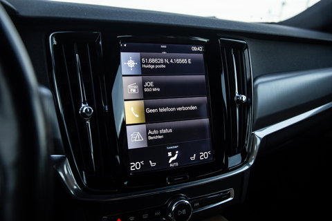 Volvo V90 2.0 T5 Momentum LEER / CARPLAY / ADAPTIVE CRUISE  / STOELVERWAMING / NAVI