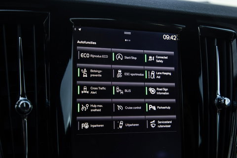 Volvo V90 2.0 T5 Momentum LEER / CARPLAY / ADAPTIVE CRUISE  / STOELVERWAMING / NAVI