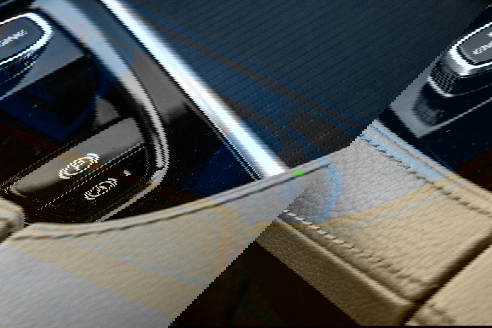 Volvo V90 2.0 T5 Momentum LEER / CARPLAY / ADAPTIVE CRUISE  / STOELVERWAMING / NAVI