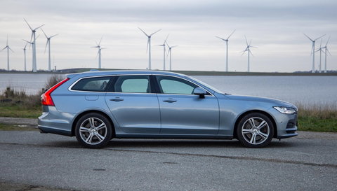Volvo V90 2.0 T5 Momentum LEER / CARPLAY / ADAPTIVE CRUISE  / STOELVERWAMING / NAVI