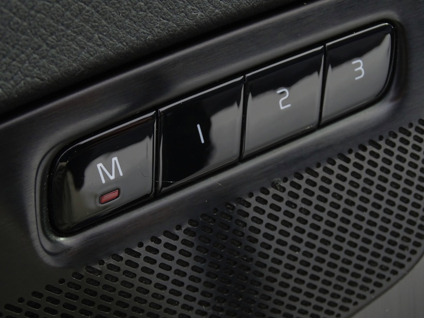 Volvo XC90 T8 394PK AWD / 2020 / R-Design / 22'' / 360° / 7 pers