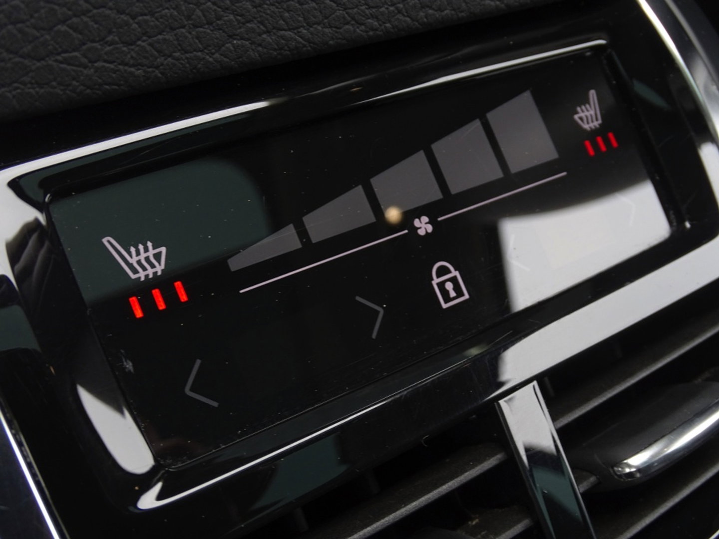 Volvo XC90 T8 394PK AWD / 2020 / R-Design / 22'' / 360° / 7 pers