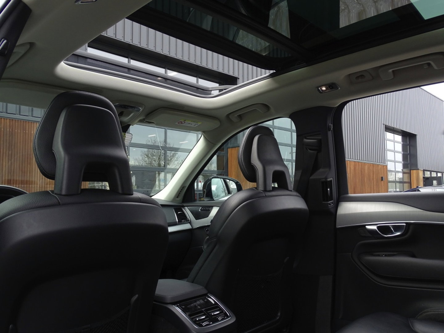 Volvo XC90 T8 394PK AWD / 2020 / R-Design / 22'' / 360° / 7 pers