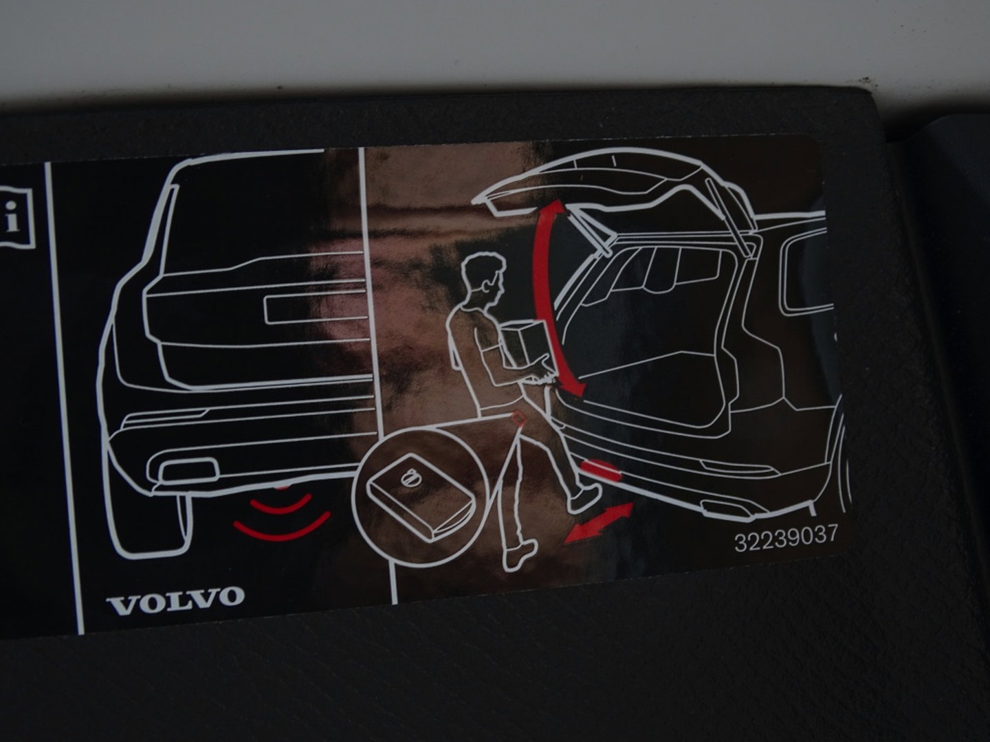 Volvo XC90 T8 394PK AWD / 2020 / R-Design / 22'' / 360° / 7 pers