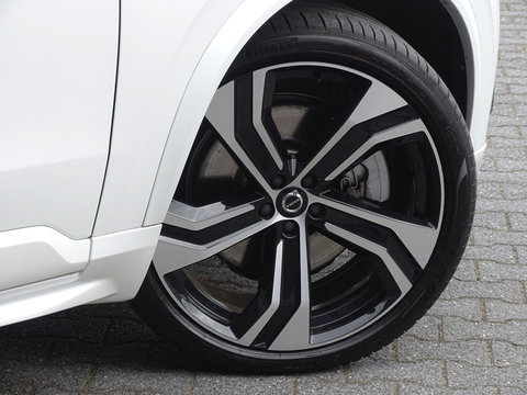 Volvo XC90 T8 394PK AWD / 2020 / R-Design / 22'' / 360° / 7 pers