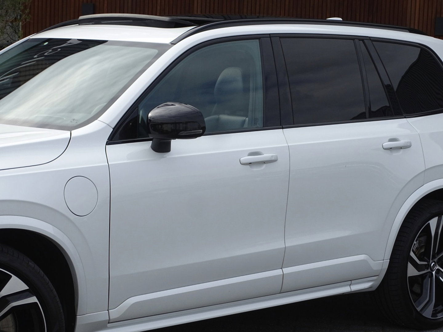 Volvo XC90 T8 394PK AWD / 2020 / R-Design / 22'' / 360° / 7 pers