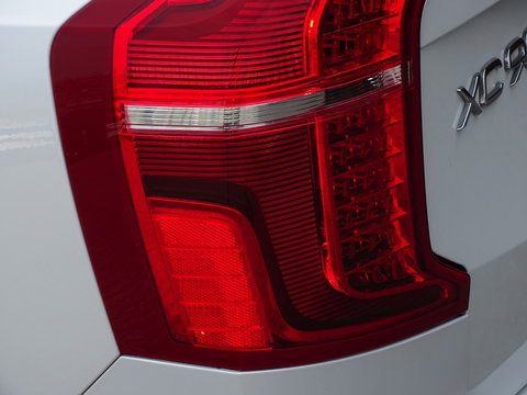 Volvo XC90 T8 394PK AWD / 2020 / R-Design / 22'' / 360° / 7 pers