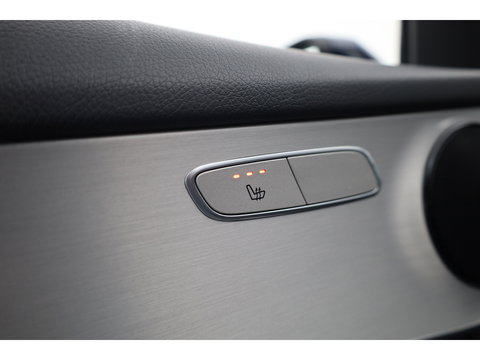 Mercedes-Benz GLC Coupé 300e 4MATIC Business Solution Luxury | Adapt. Cruise | Apple CarPlay & Android Auto | Pano | Trekhaak | Dodehoek | Stoelverw.