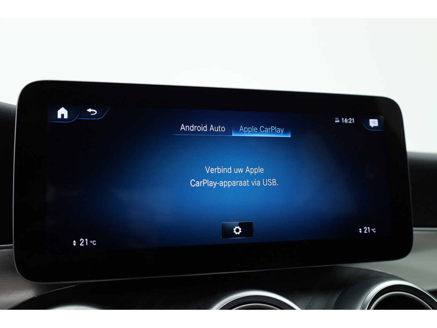 Mercedes-Benz GLC Coupé 300e 4MATIC Business Solution Luxury | Adapt. Cruise | Apple CarPlay & Android Auto | Pano | Trekhaak | Dodehoek | Stoelverw.