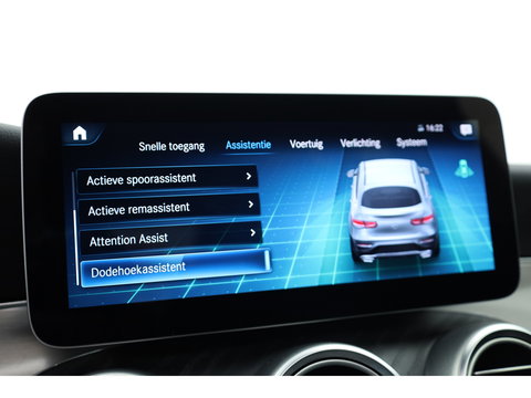Mercedes-Benz GLC Coupé 300e 4MATIC Business Solution Luxury | Adapt. Cruise | Apple CarPlay & Android Auto | Pano | Trekhaak | Dodehoek | Stoelverw.