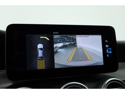 Mercedes-Benz GLC Coupé 300e 4MATIC Business Solution Luxury | Adapt. Cruise | Apple CarPlay & Android Auto | Pano | Trekhaak | Dodehoek | Stoelverw.