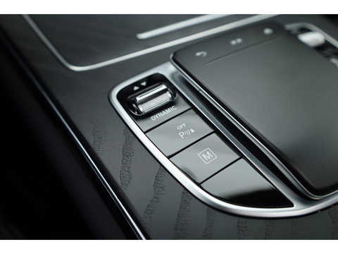 Mercedes-Benz GLC Coupé 300e 4MATIC Business Solution Luxury | Adapt. Cruise | Apple CarPlay & Android Auto | Pano | Trekhaak | Dodehoek | Stoelverw.